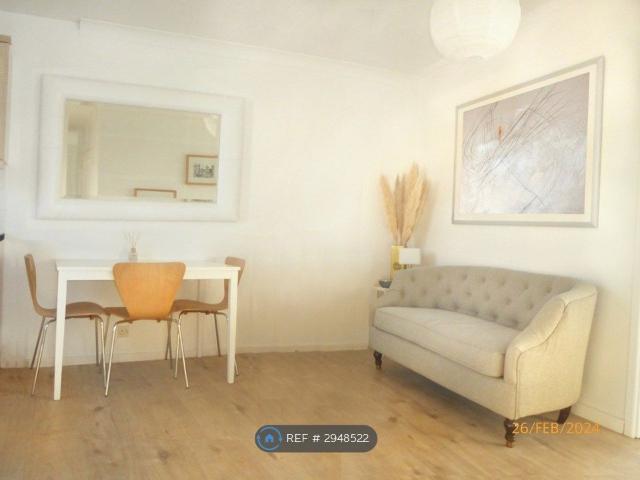 Apartment for rent in Clapham Junction, Greater London