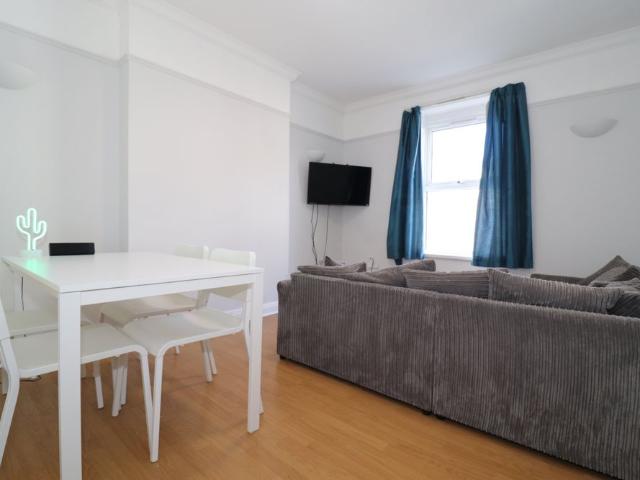 Apartment for rent in Plasnewydd, Cardiff