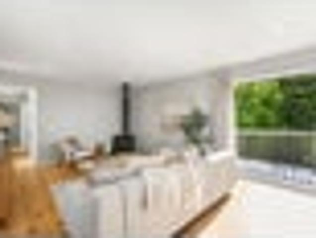 House for rent in Paremoremo
