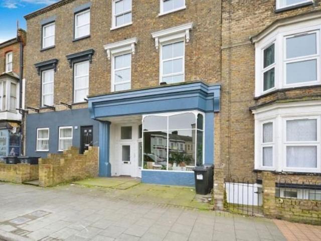 Apartment for rent in Cliftonville West, Thanet