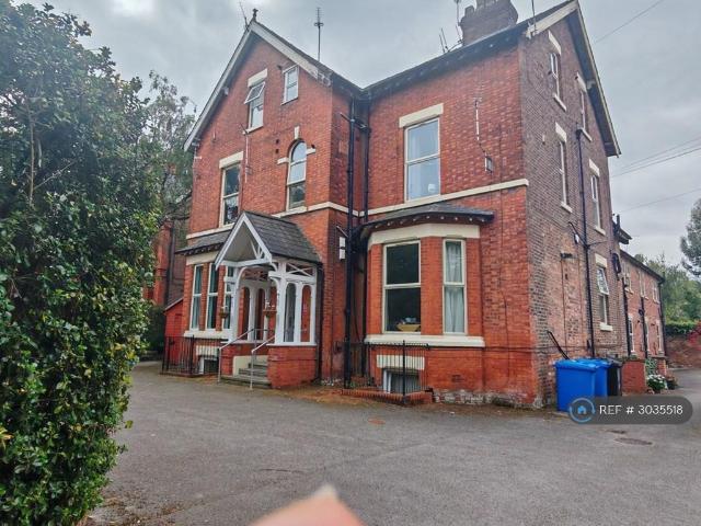 Apartment for rent in Sale, Trafford