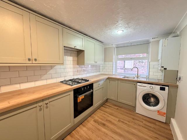 Apartment for rent in Sale, Trafford