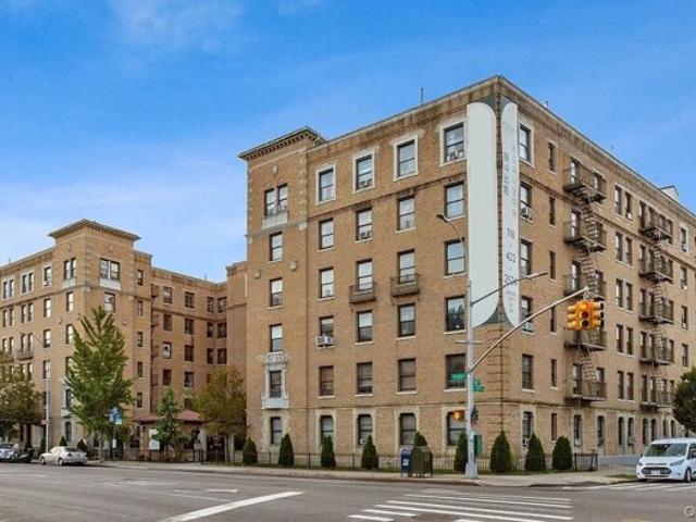 Condo for sale in Queens, Arverne
