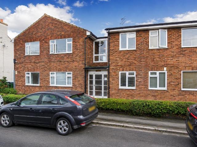 Apartment for rent in Quarrendon, Aylesbury
