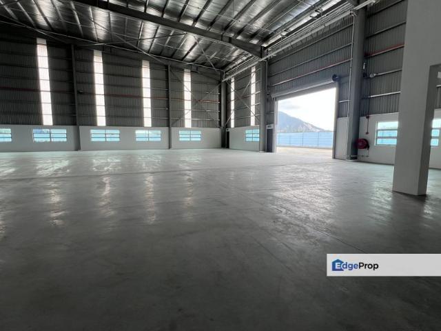 Warehouse for sale in Kampung Mengkuang Semarak, Mengkuang