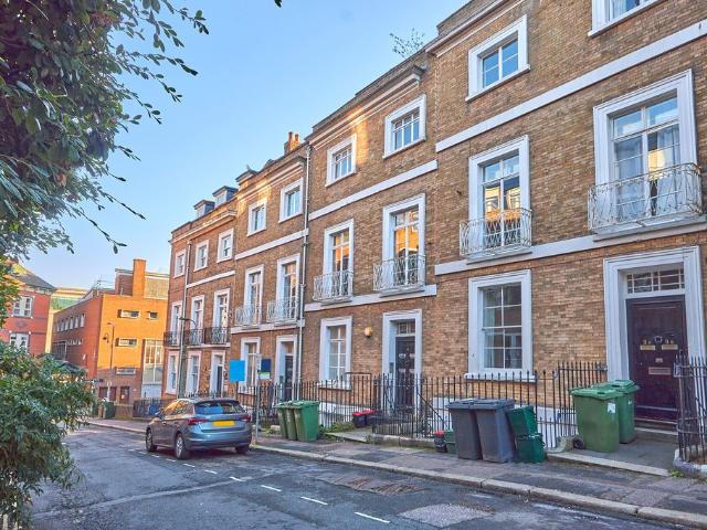 Apartment for rent in Newtown, Exeter
