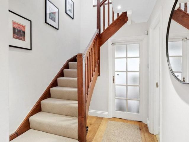 Townhouse for rent in London, Ratcliffe