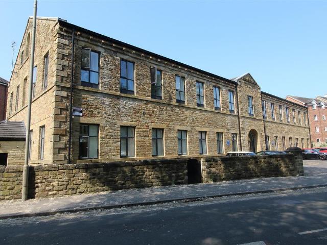 Apartment for rent in Paleside, Wakefield