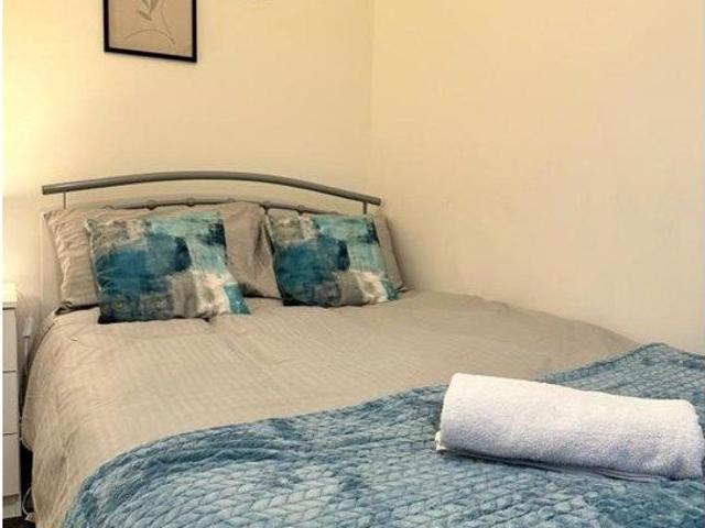 Room for rent in Lower Stoke, Coventry