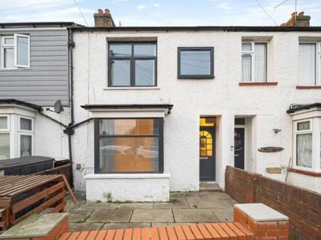 House for sale in Gravesend, Gravesham