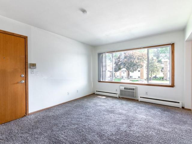 Apartment for rent in Maplewood, Ramsey County