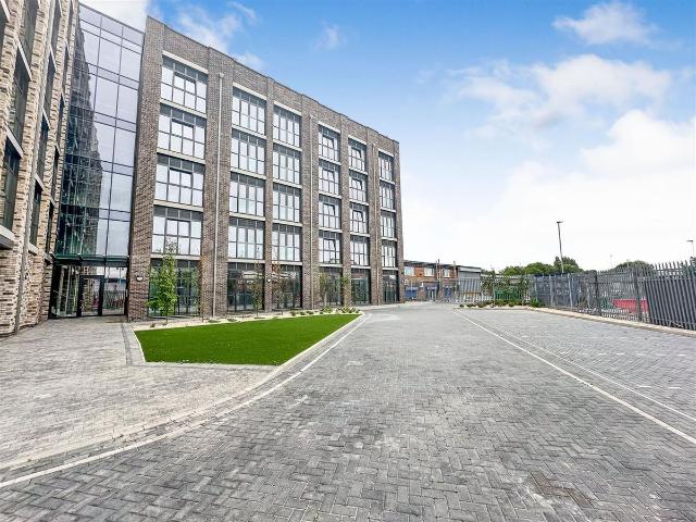 Apartment for rent in Black Friars, Old Wharf