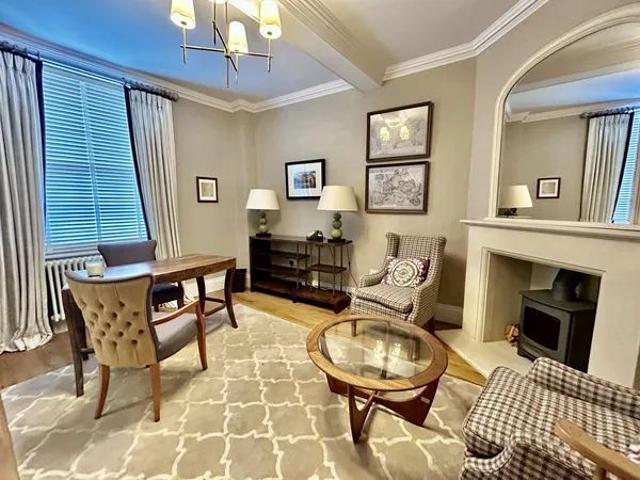 House for rent in Woodloes Park, Green Close