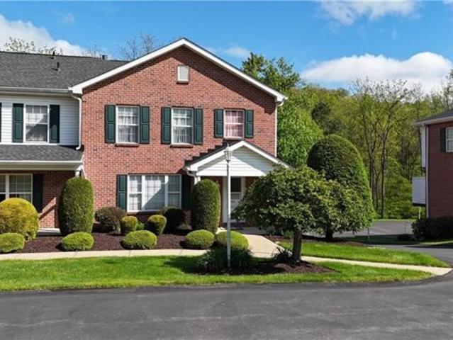 Condo for sale in Gibsonia