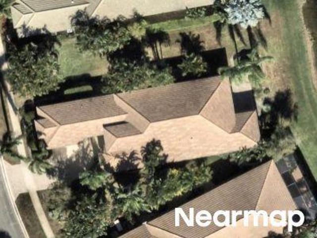 House for sale in Lake Worth