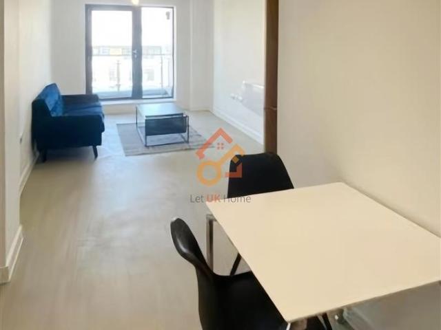 Apartment for rent in Salford Quays, Salford