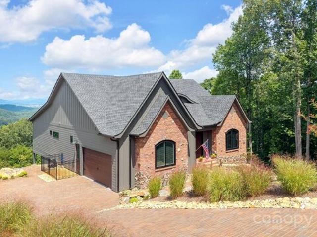 House for sale in East Flat Rock, North Carolina