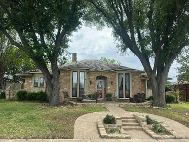 House for sale in Carrollton, Texas