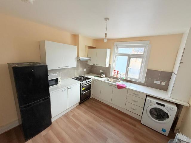 Apartment for rent in Lane, Greater London