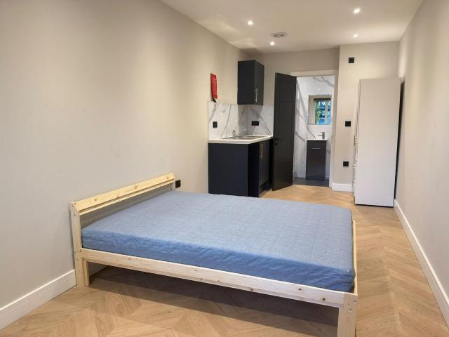 Studio for rent in South Harrow, Greater London