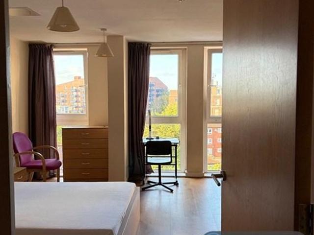 Apartment for rent in South Harrow, Greater London