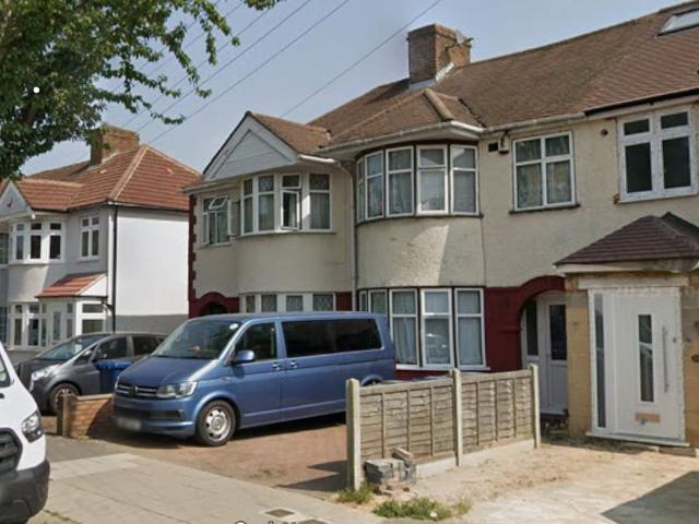 House for rent in London Borough of Ealing, Greater London