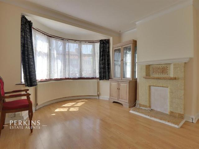 House for rent in London Borough of Ealing, Greater London