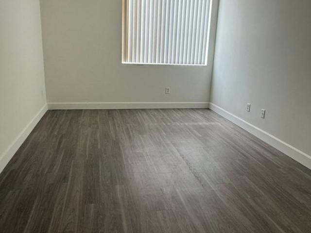 Apartment for rent in Canoga Park, California