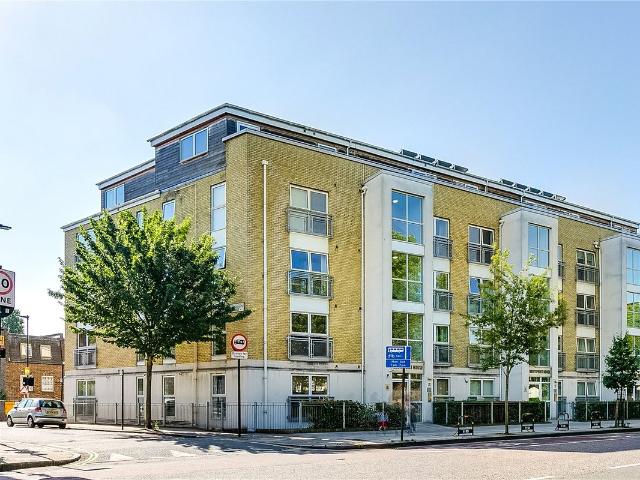 House for rent in Mildmay Park, Greater London