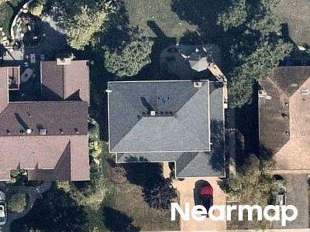 House for sale in Elk Grove Village, Illinois