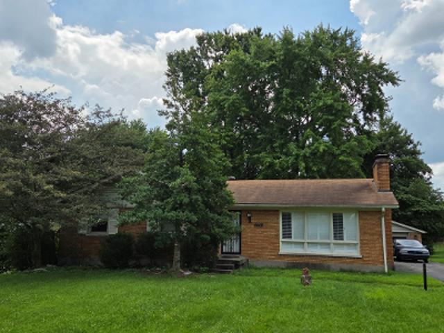 House for sale in Prairie Village, Louisville