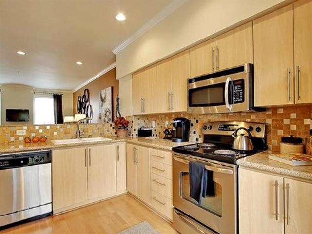 Apartment for rent in Kenmore