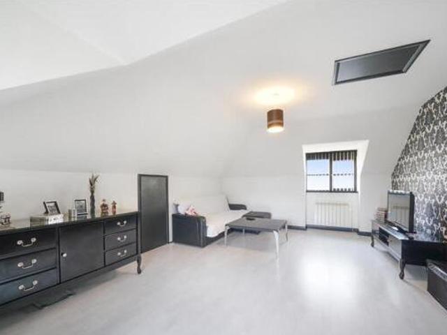 House for sale in Greater London
