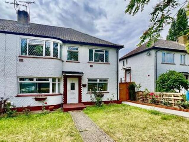 House for sale in Isleworth, Greater London