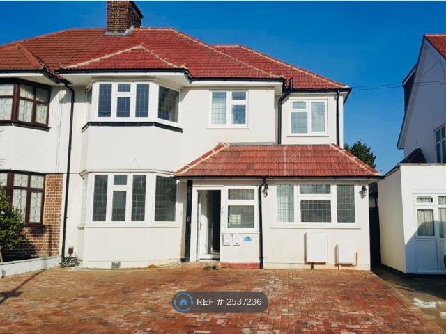 Apartment for rent in London Borough of Harrow, Greater London