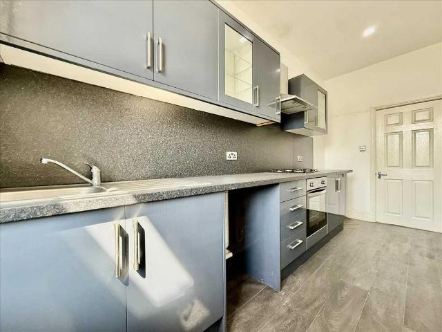 Apartment for rent in West Hoe, Mount Wise