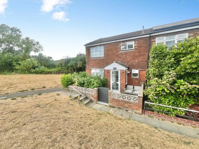 House for rent in Swanley, The Butts