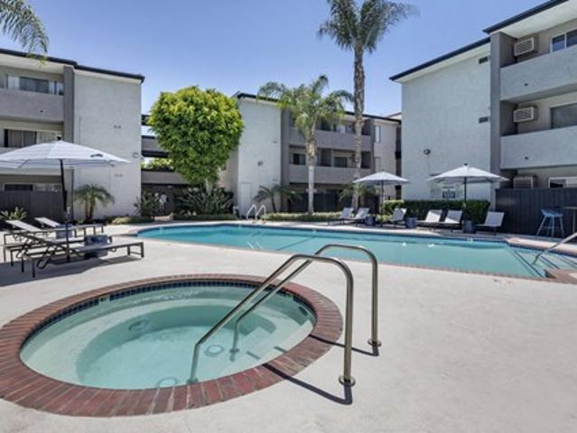 Apartment for rent in Reseda, Reseda