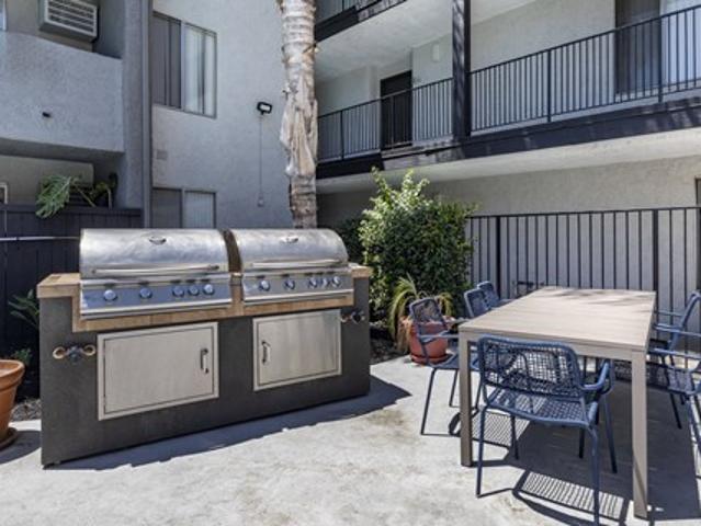 Apartment for rent in Reseda, Reseda
