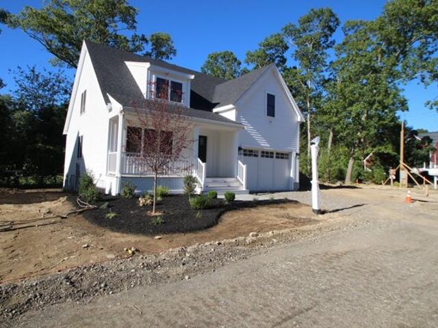 Condo for sale in Whitman, Plymouth County