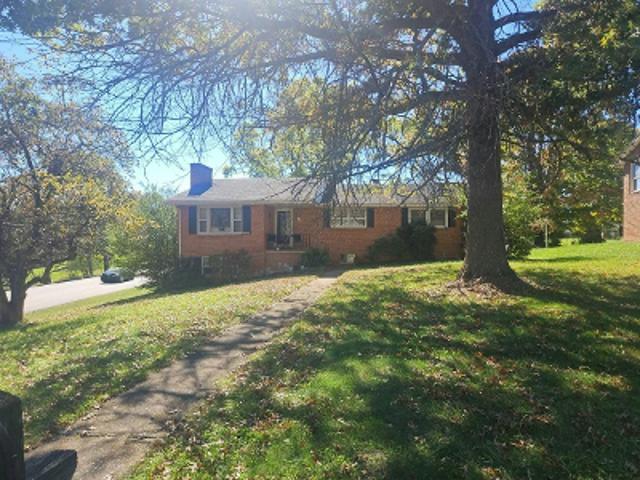 House for sale in North Hills, Hollins
