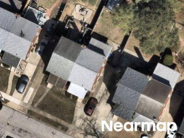 Townhouse for sale in Parkville