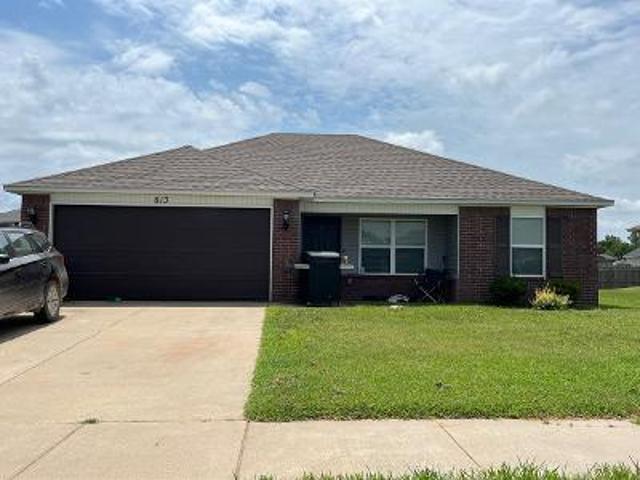 House for sale in Bentonville House for sale in Bentonville