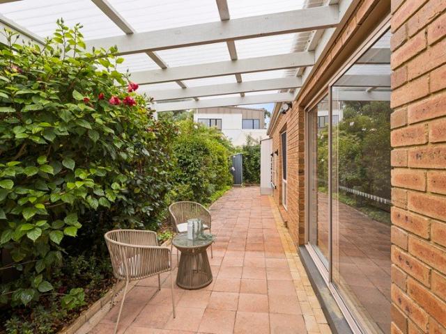 Villa for sale in Camerons Creek, Victoria
