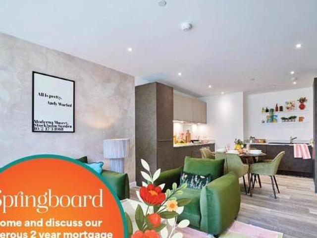 House for sale in Cat Hill, Greater London