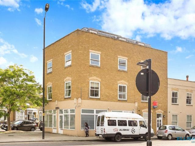 Apartment for rent in Upper Clapton, Greater London
