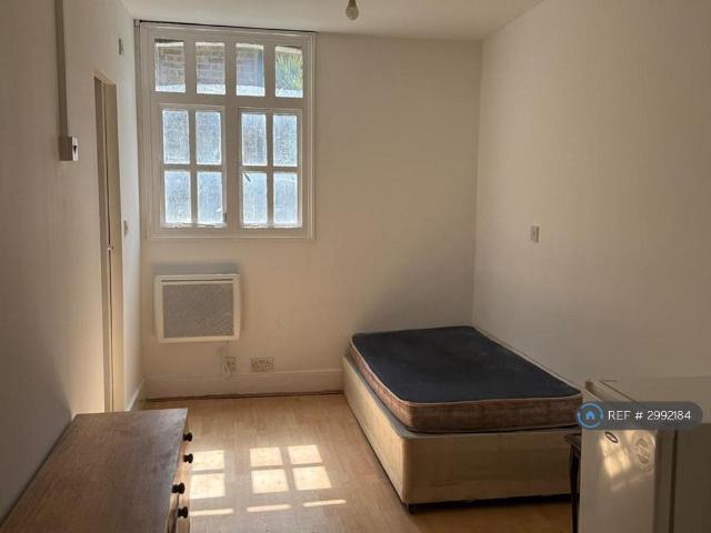 House for rent in West Hackney, Upper Clapton