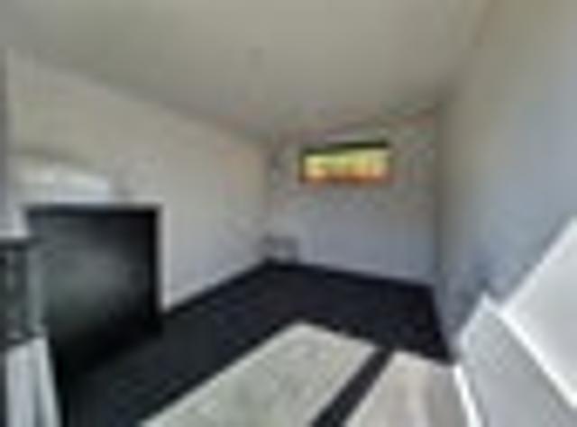 Apartment for rent in Chaslands, Canterbury