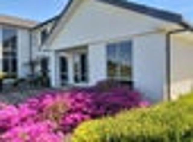 House for rent in Chaslands, Canterbury