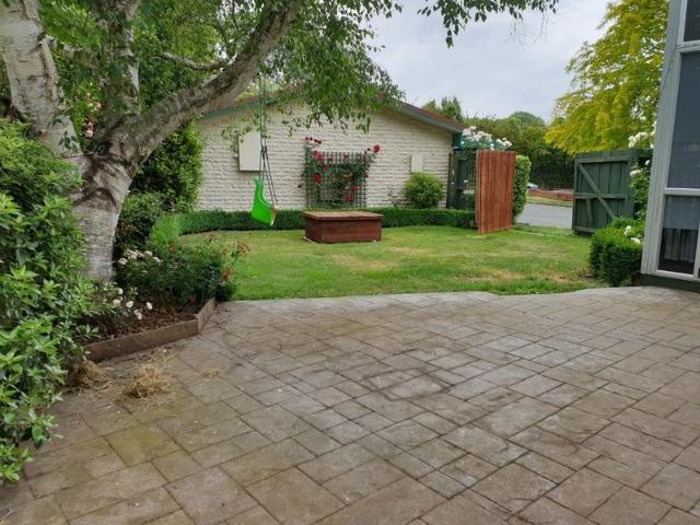 House for rent in Chaslands, Canterbury